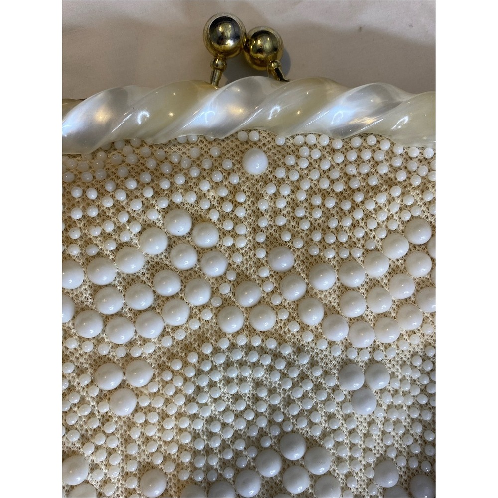 Vintage 1960s Ivory Beaded Bridal Evening Purse Likely Lucite Hong Kong - Picture 4 of 16